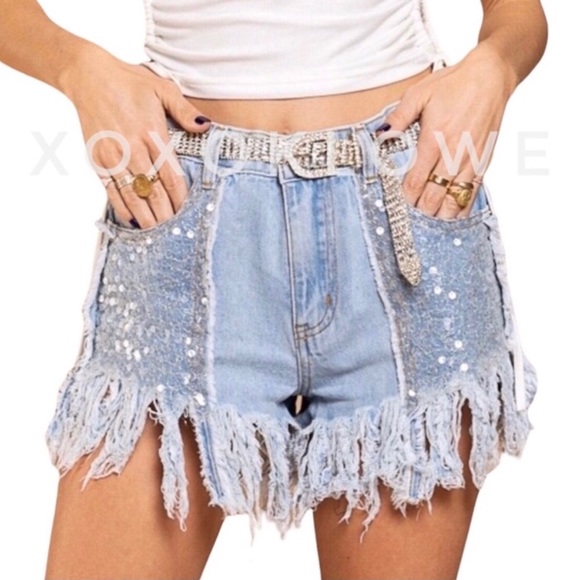 POL Green Denim & Sequin Curly Fringe Mid Rise Jean Shorts Festival Fashion - Picture 10 of 12